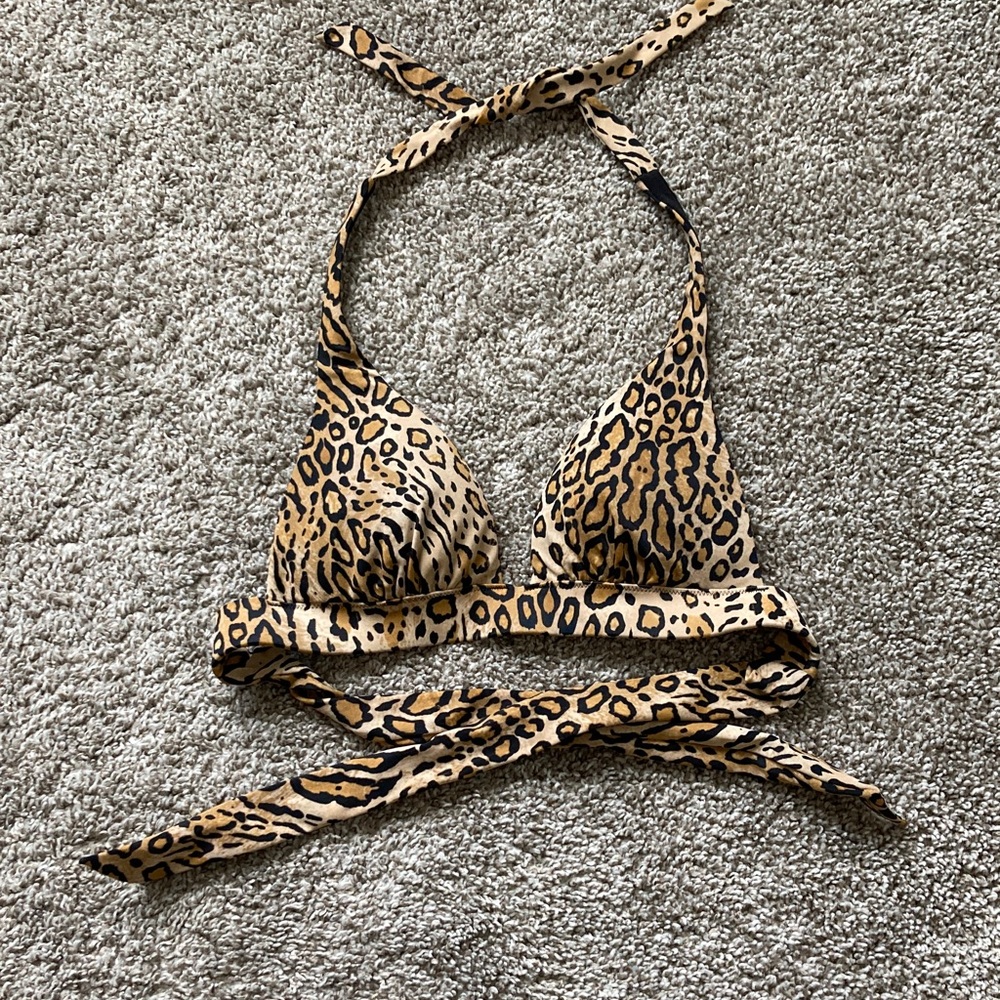 Victoria's Secret Leopard Padded Triangle Halter tie back Bikini Top sz XS